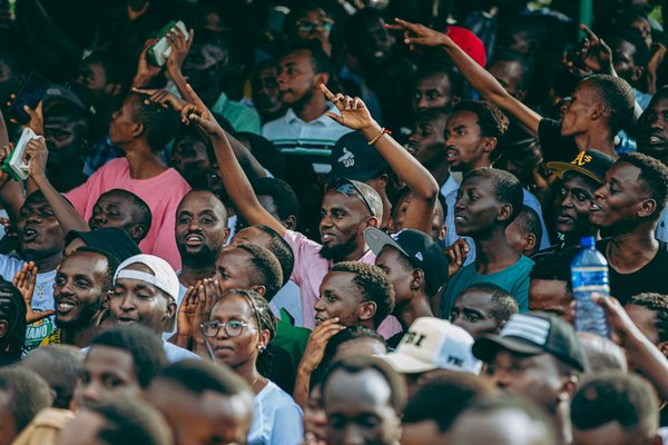 Atelier de pâtisserie ludique pour enfants : recettes faciles et conseils astucieux pour un délicieux moment !